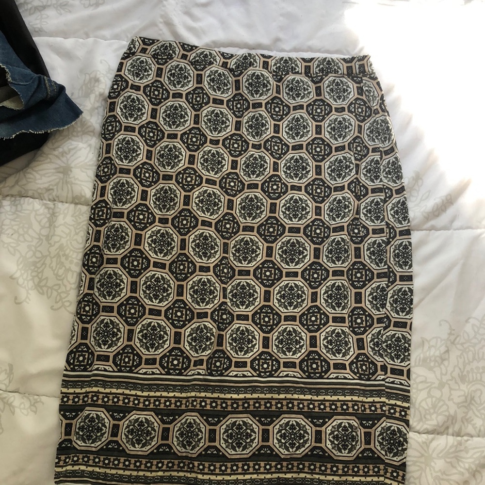 Midi skirt